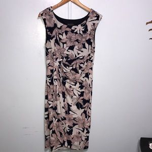 Connected Apparel Floral Straight Line Dress - Size: 16
